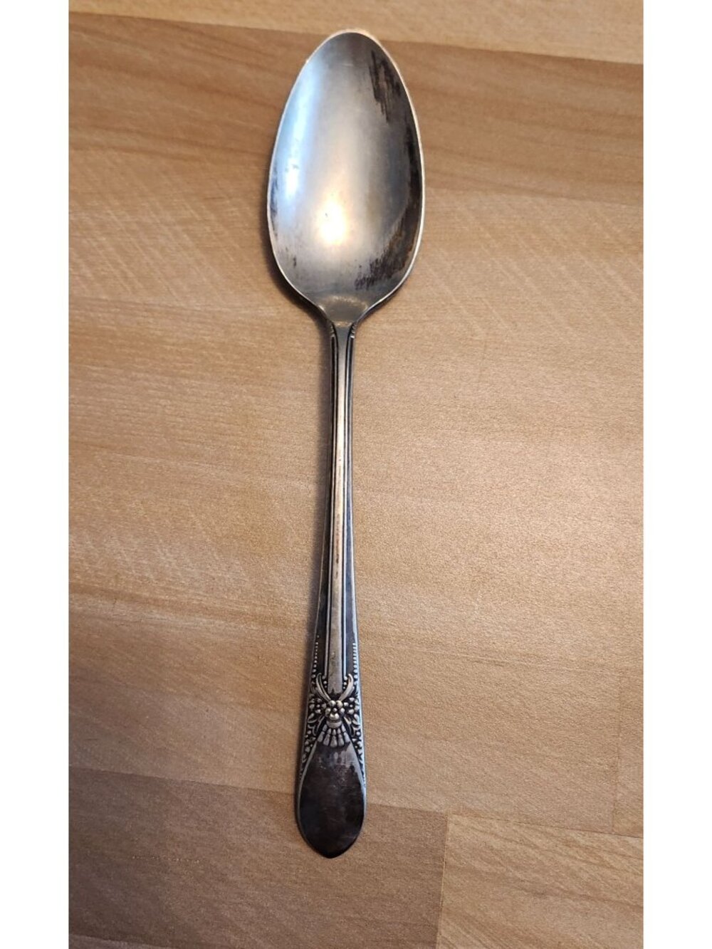 WM Rogers IS Silverplate Spoon Beloved Pattern Floral Design 6" Vintage Flatware - Picture 5 of 7